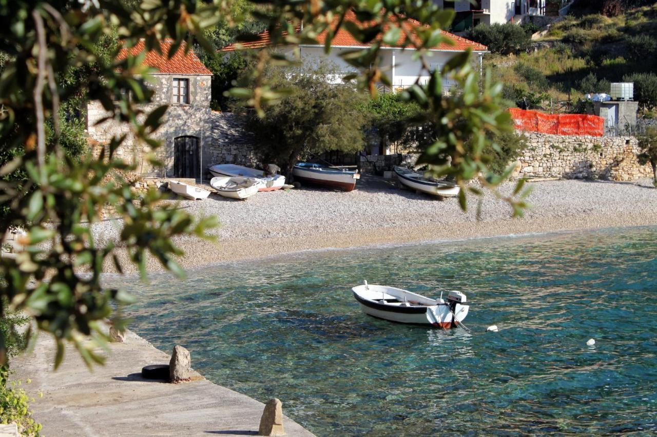 Seaside Secluded Apartments Cove Torac, Hvar - 589 Gdinj Eksteriør bilde